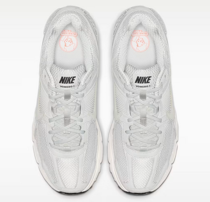 Nike Zoom Vomero 5 'Triple White'